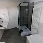 Auszeit2 - Stilvolle Dachwohnung Mit Parkplatz - Zentrumsnah Erfurt