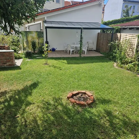 Apartment Auszeit2 - Stilvolle Dachwohnung Mit Parkplatz - Zentrumsnah Erfurt