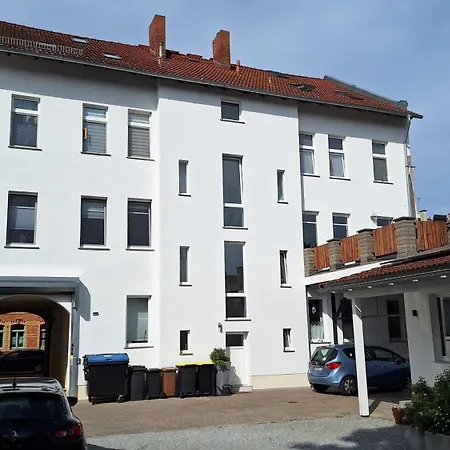 Auszeit2 - Stilvolle Dachwohnung Mit Parkplatz - Zentrumsnah إرفورت