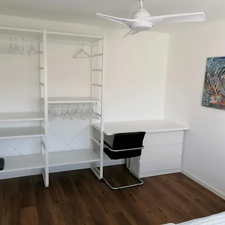 Apartment Auszeit2 - Stilvolle Dachwohnung Mit Parkplatz - Zentrumsnah Erfurt