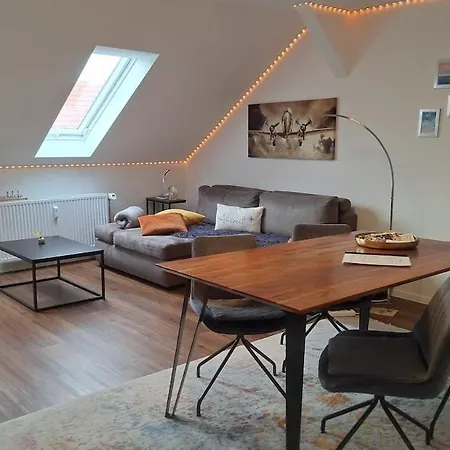 Auszeit2 - Stilvolle Dachwohnung Mit Parkplatz - Zentrumsnah * Erfurt