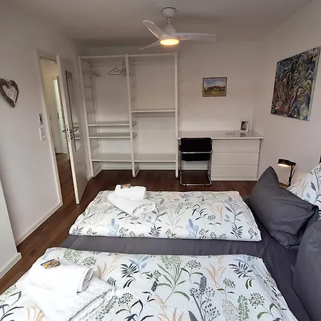 Auszeit2 - Stilvolle Dachwohnung Mit Parkplatz - Zentrumsnah * Ερφούρτη