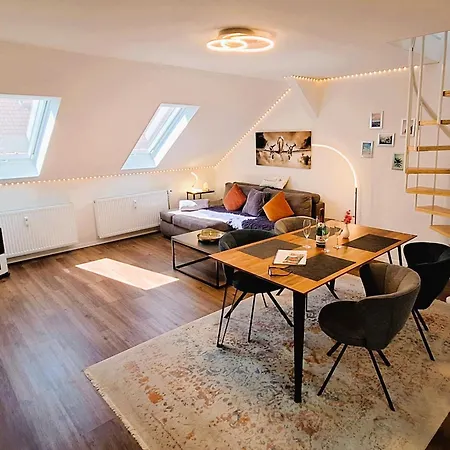 شقة Auszeit2 - Stilvolle Dachwohnung Mit Parkplatz - Zentrumsnah إرفورت