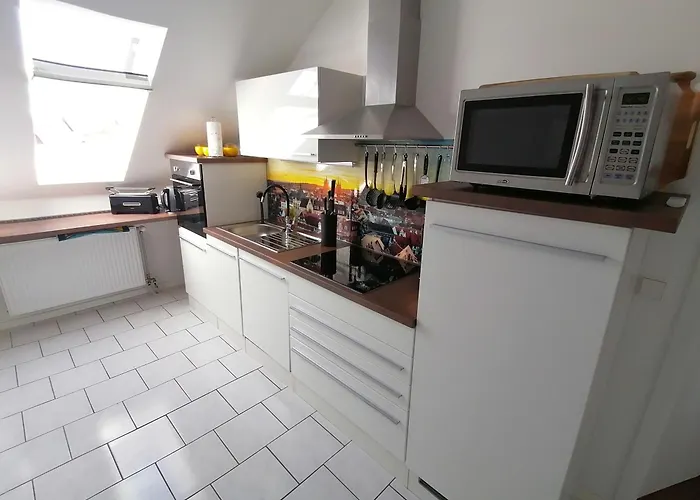 Auszeit2 - Stilvolle Dachwohnung Mit Parkplatz - Zentrumsnah Lejlighed Erfurt